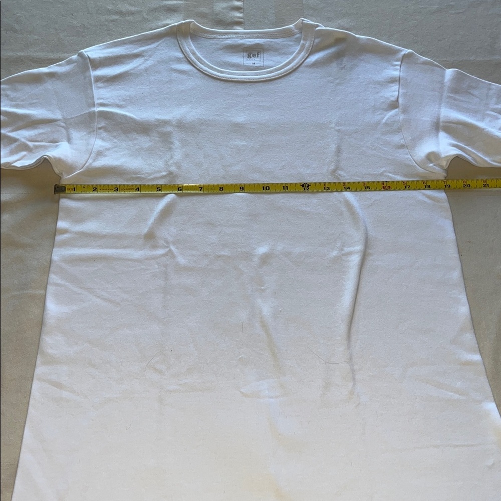 2 New Gef Unisex White Crew Neck T-Shirts Size Medium - Picture 3 of 6